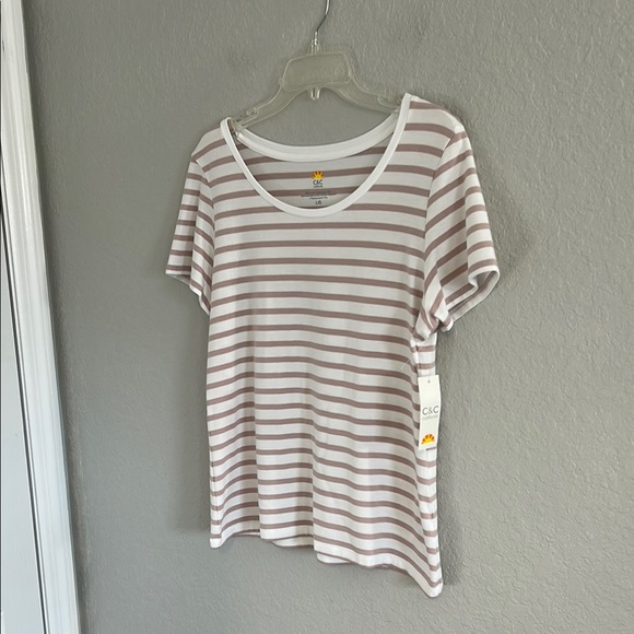 Classic Striped Tee - Picture 2 of 4